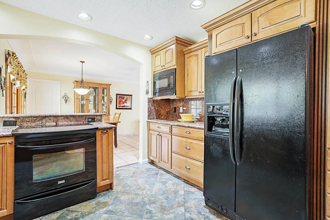 Photo of 3031 NE 45th Street