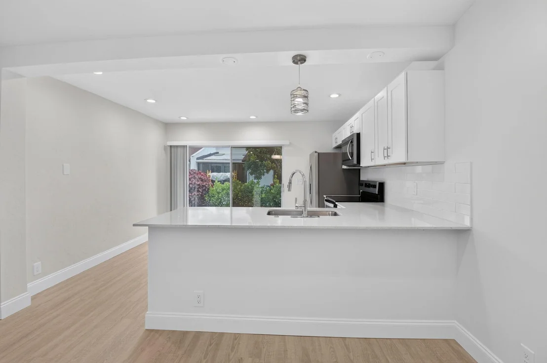 Photo of 5444 Laurel Oak Street