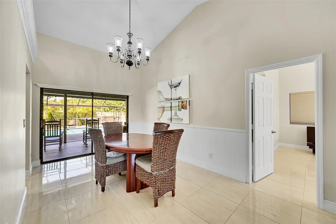 Photo of 62 W Palm Drive