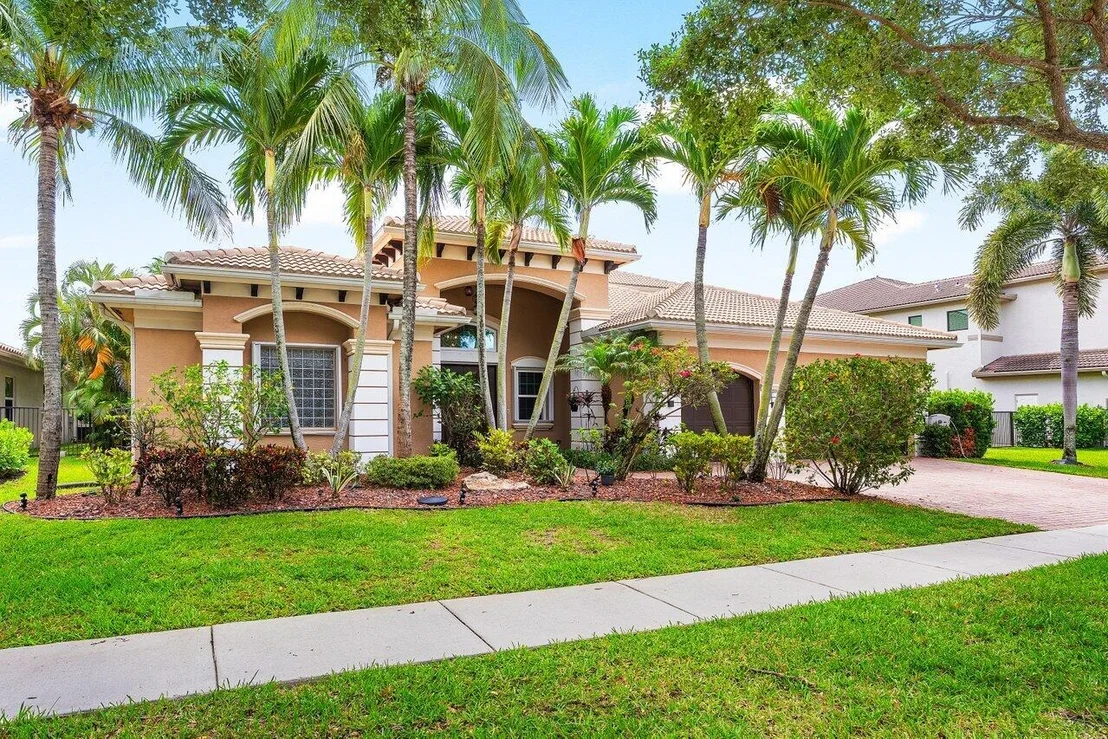 Photo of 11830 Windmill Lake Drive