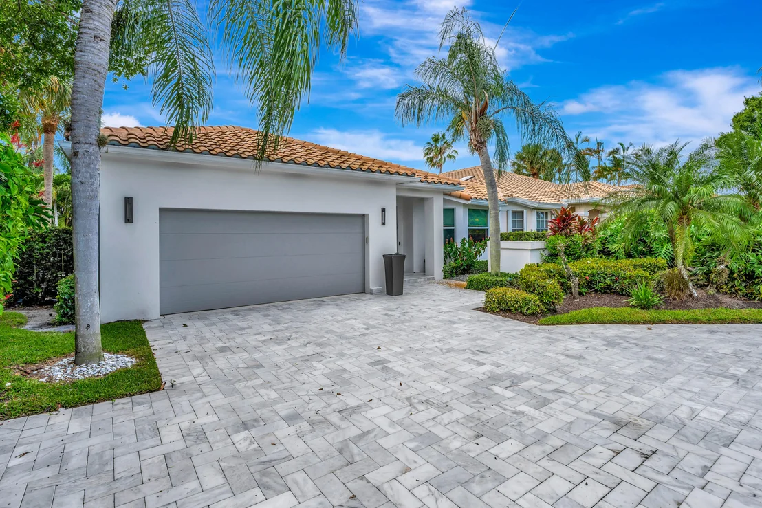 Photo of 124 Golf Village Boulevard
