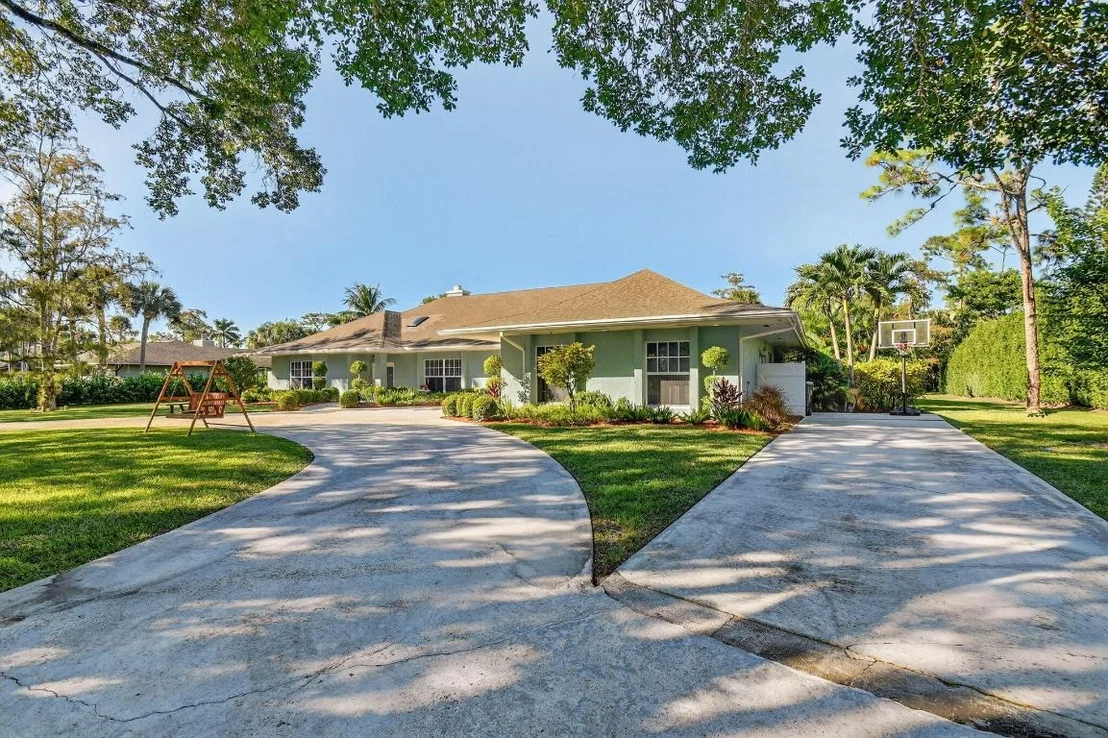 Photo of 13172 Doubletree Circle