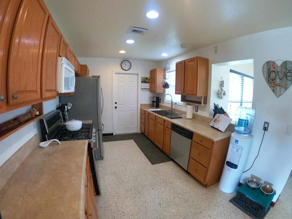 Photo of 1601 High Ridge Road