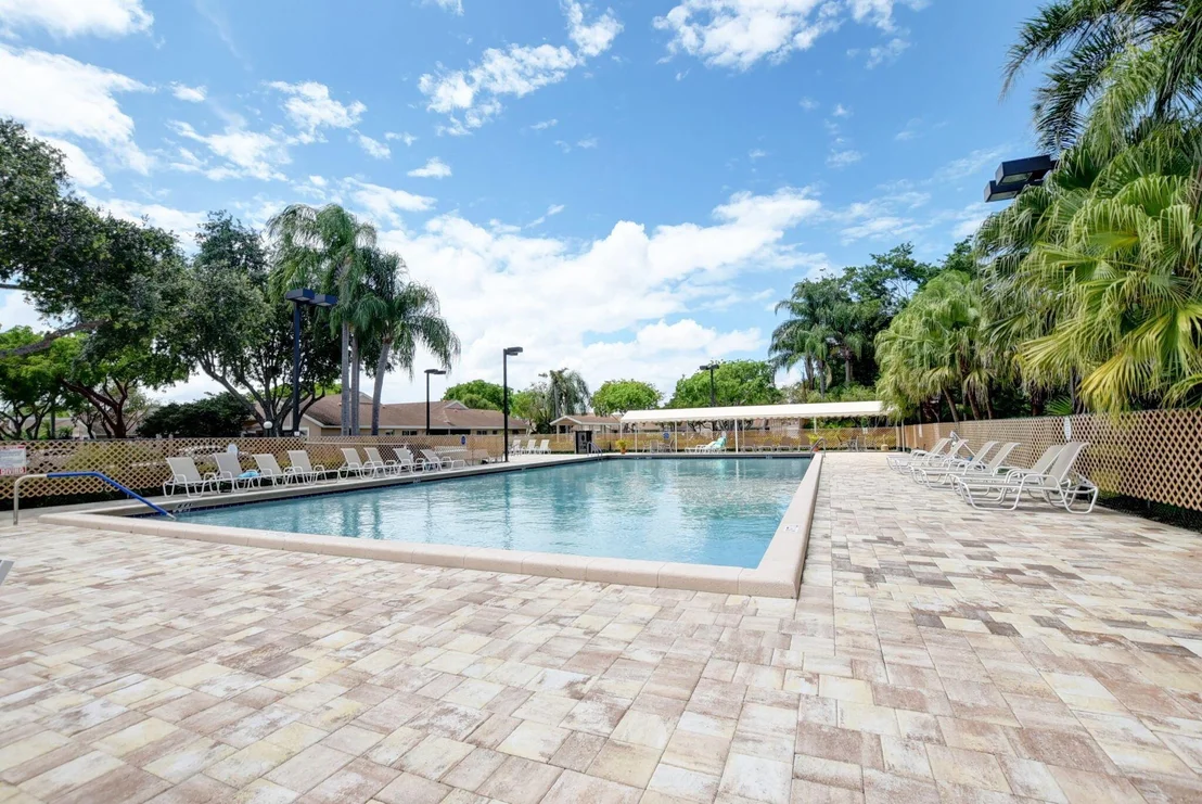 Photo of Unit C at 8081 Springtree Road