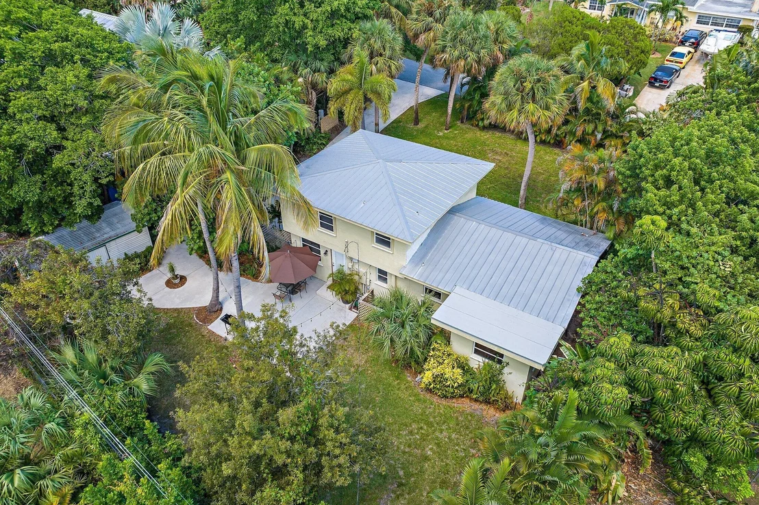 Photo of 4166 NE Sunset Drive