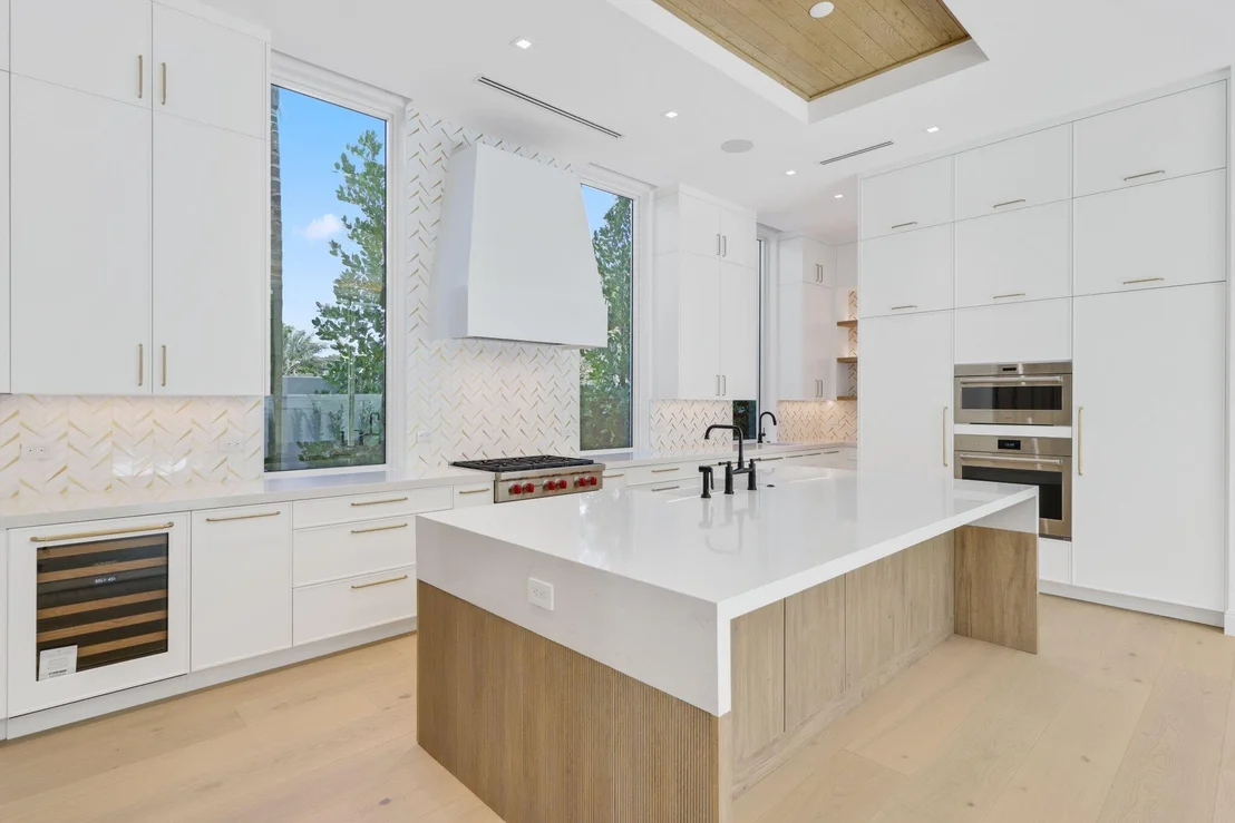 Photo of 320 Grove Place