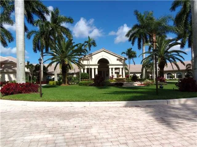 Photo of 6863 W Liseron