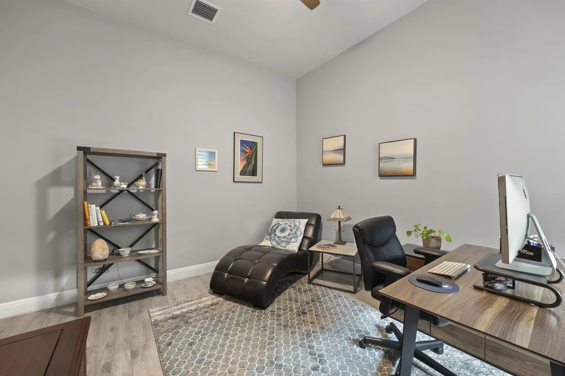 Photo of 5012 SW Winchester Drive