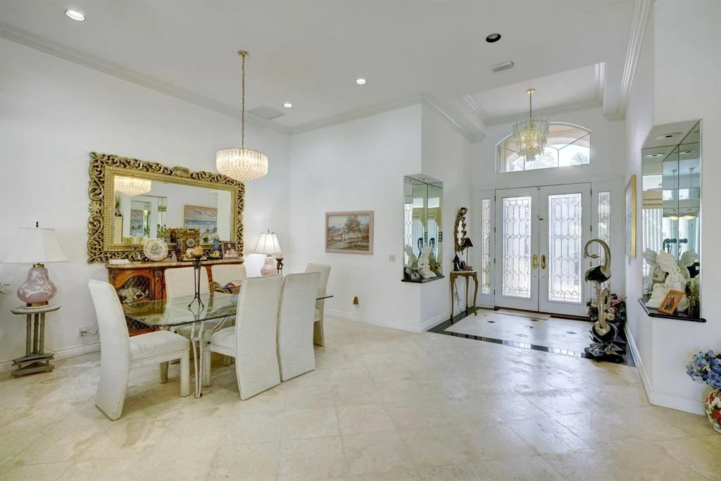 Photo of 8809 SE Water Oak Place