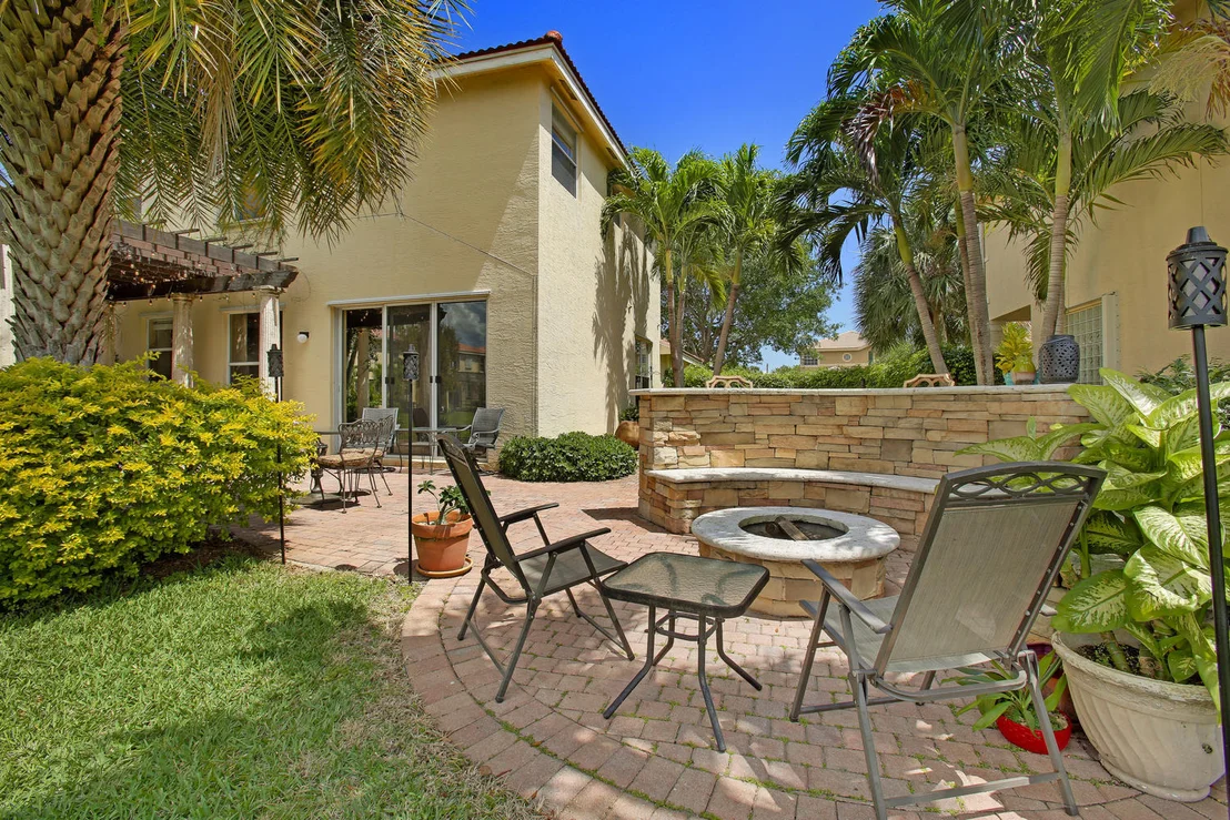 Photo of 5119 Aurora Lake Circle