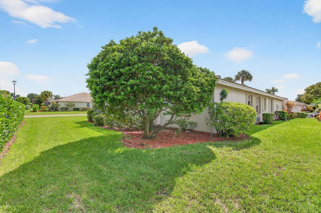 Photo of 5731 Emerald Cay Terrace