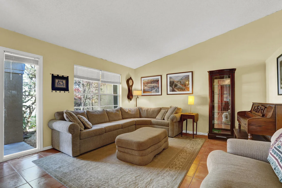 Photo of 5696 Descartes Circle