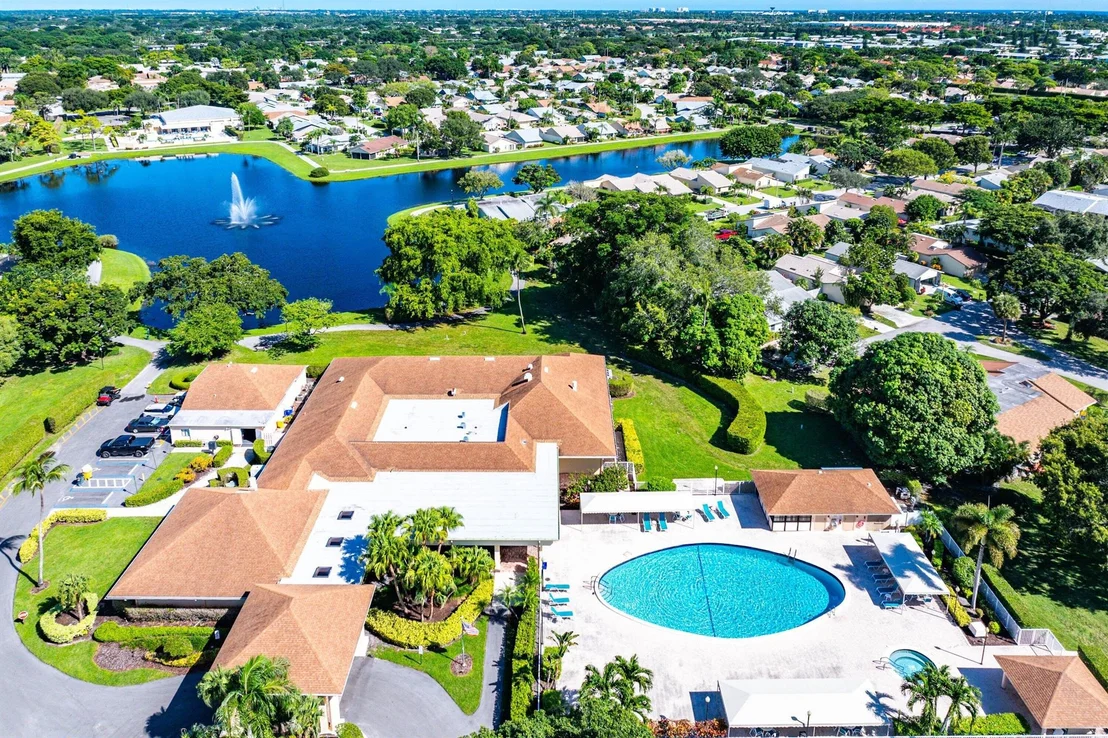 Photo of 2350 Riviera Drive