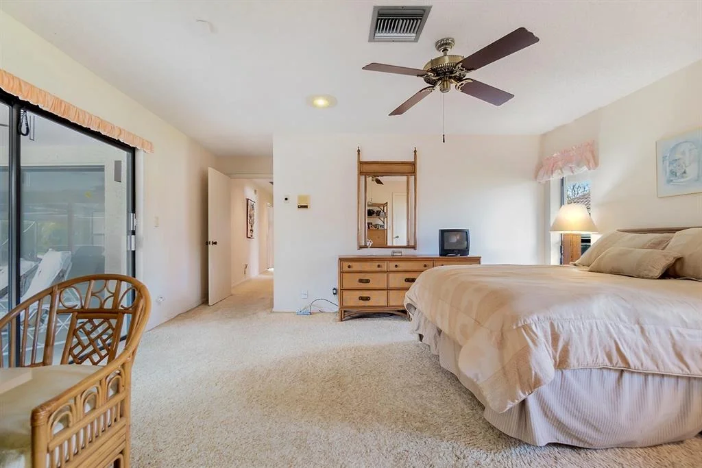 Photo of 5963 Glenbrook Drive