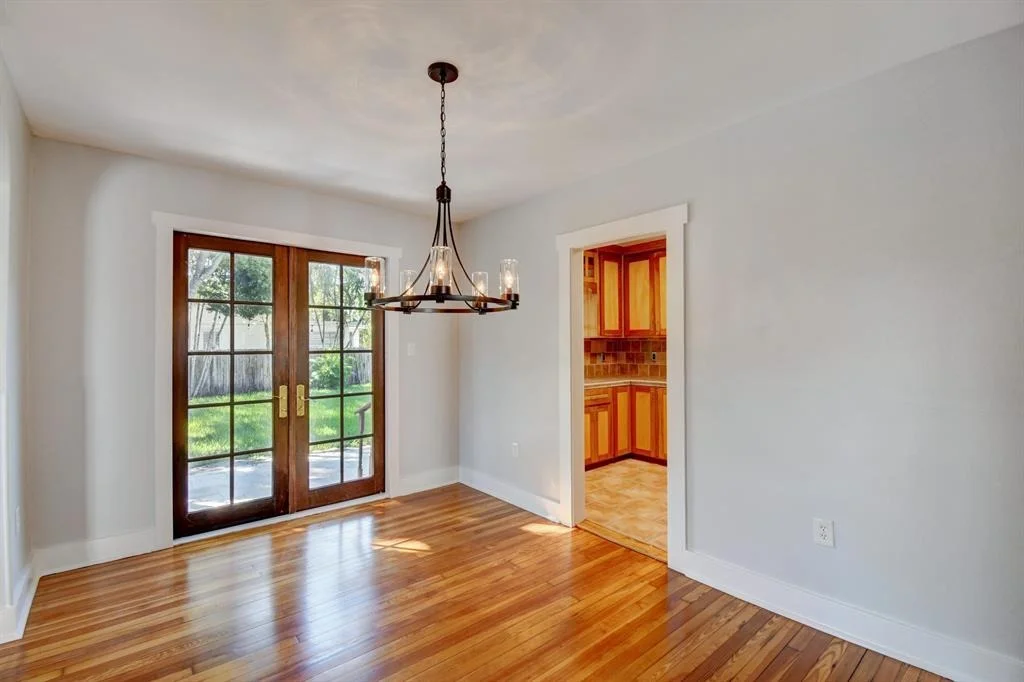 Photo of 415 Avenida Alegre