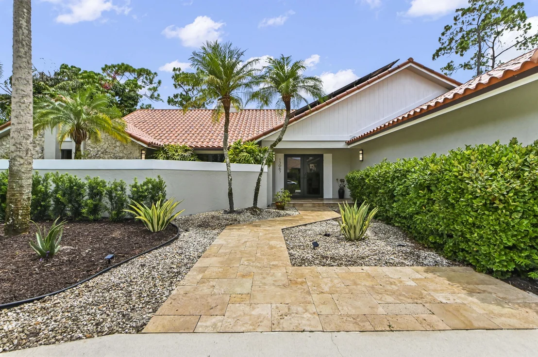 Photo of 13067 Doubletree Circle
