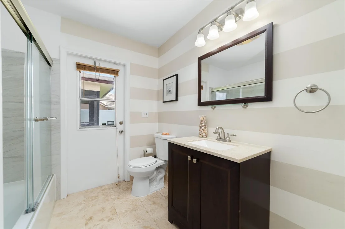 Photo of 9216 Sun Pointe Drive