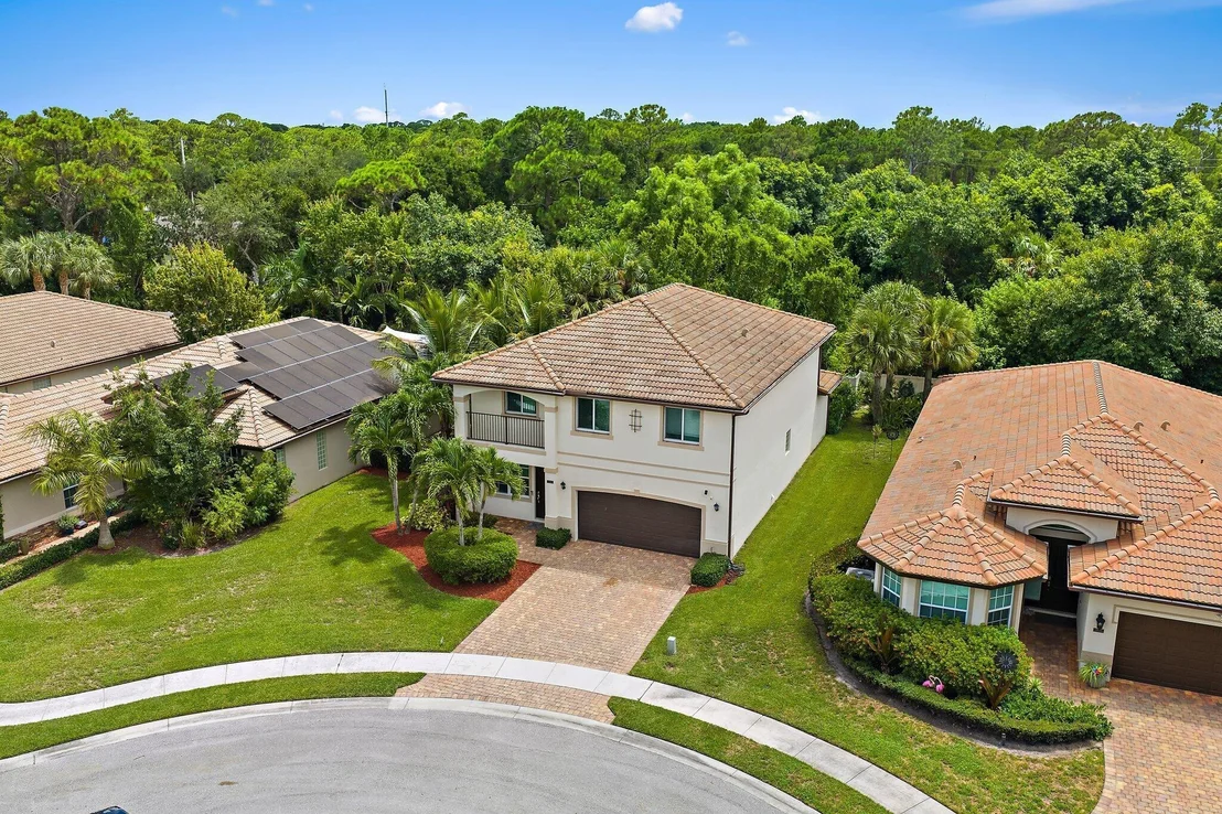Photo of 7162 Limestone Cay Road