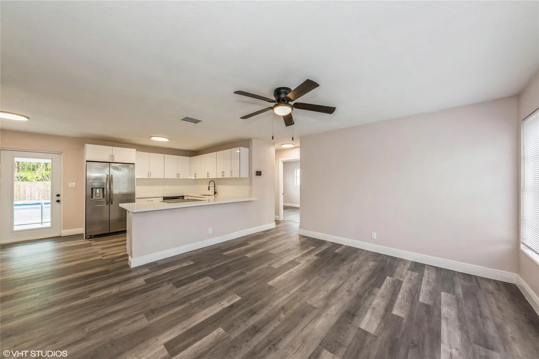 Photo of 2313 Bermuda Drive