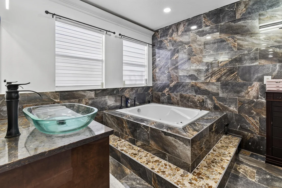 Photo of 700 Cresta Circle