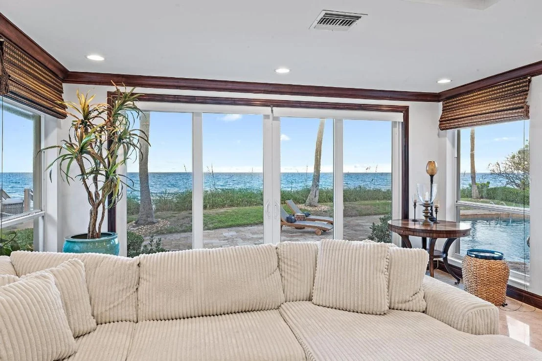 Photo of 613 S Beach Road