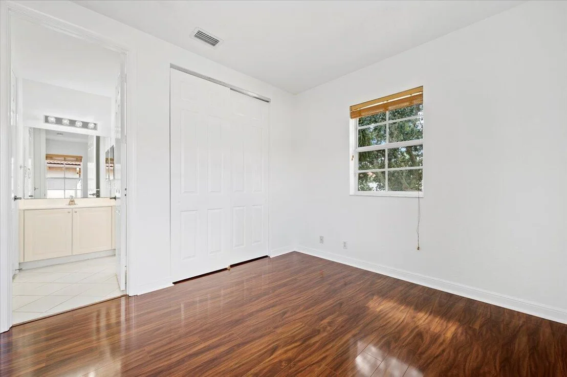 Photo of 657 Castle Drive