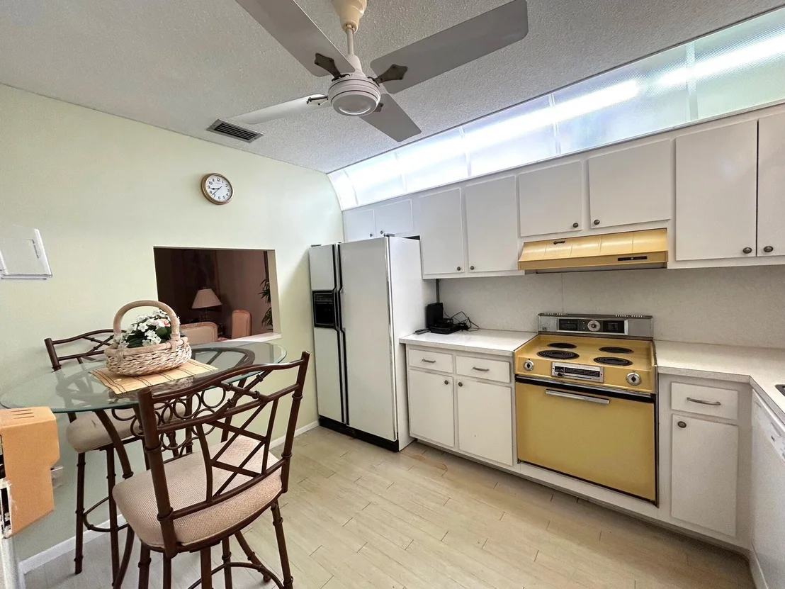 Photo of 182 Cape Cod Circle