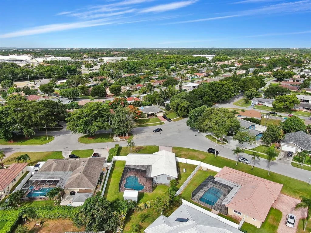 Photo of 102 Pinehurst Lane