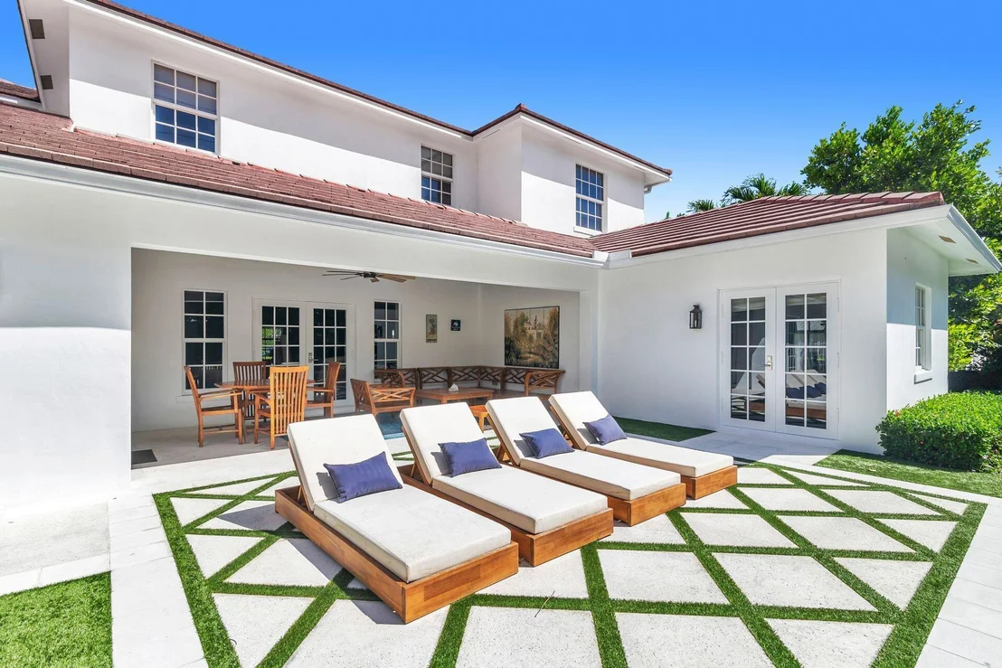 Photo of 220 Dyer Road