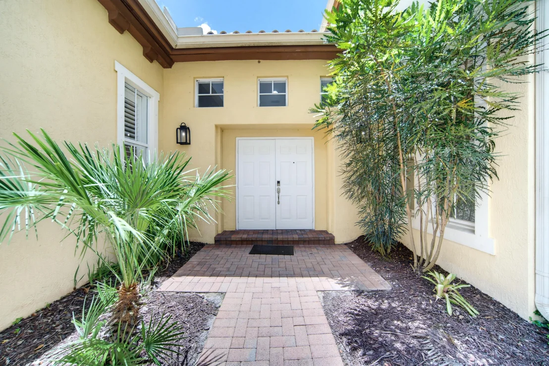 Photo of 6679 NW 128TH Way