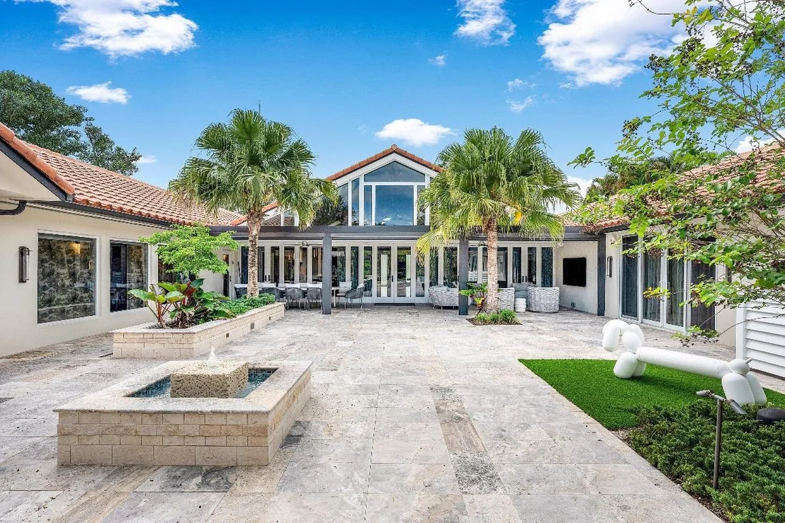 Photo of 6641 Giralda Circle