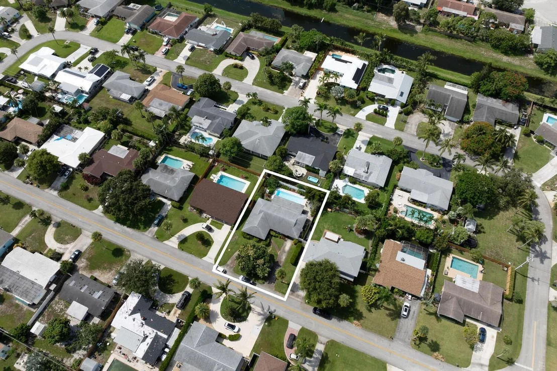 Photo of 3884 Lighthouse Drive