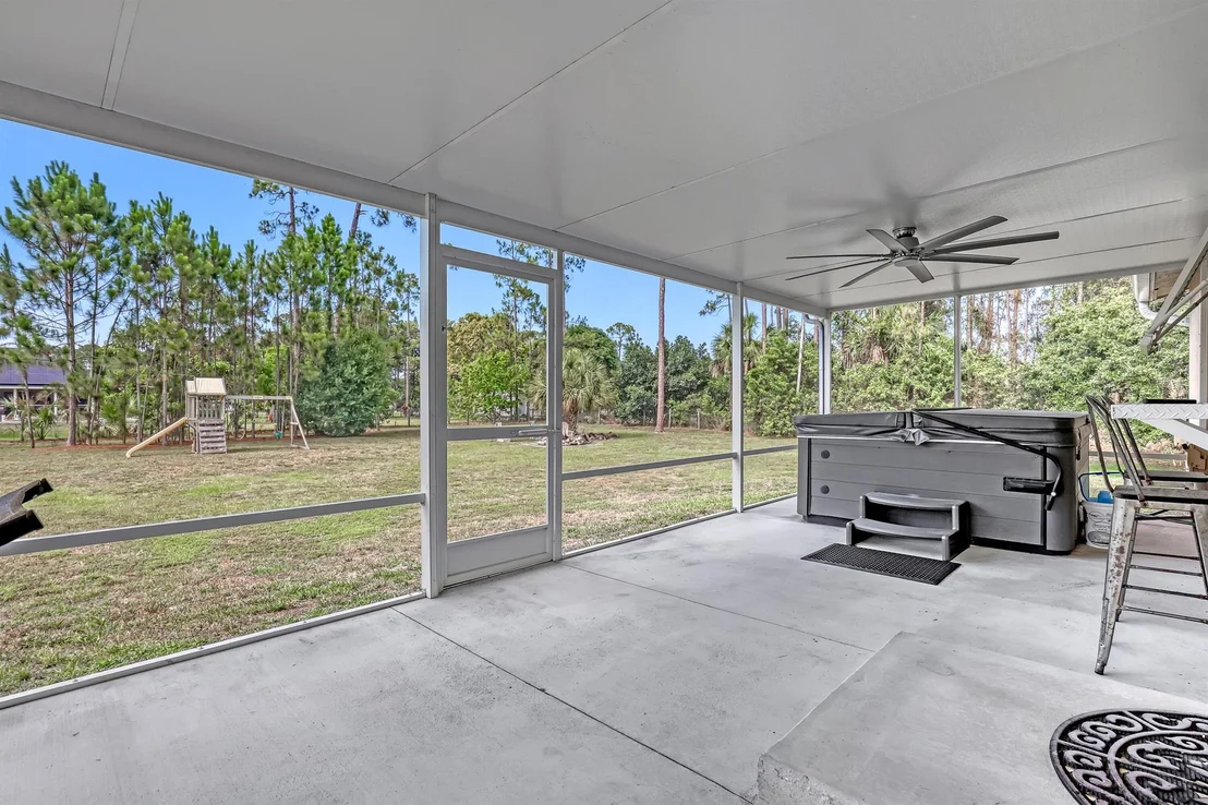 Photo of 15437 76th Road N