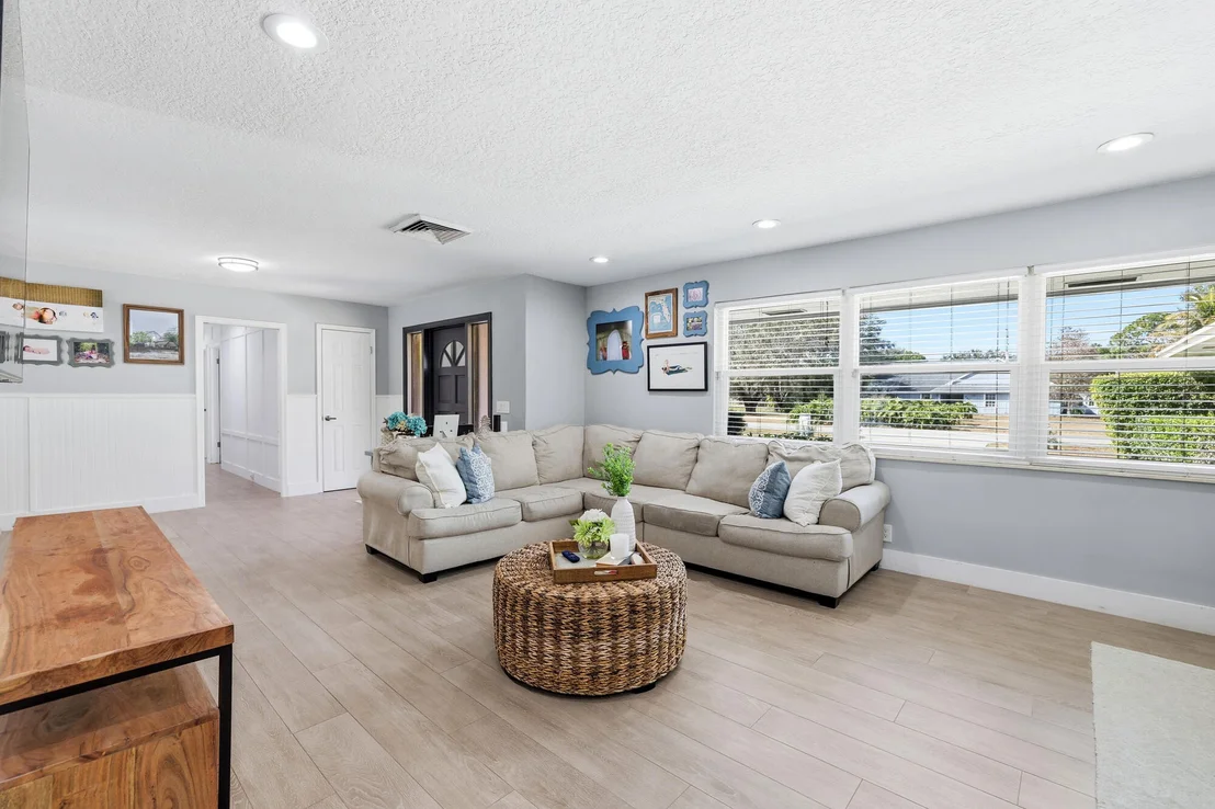 Photo of 624 Whippoorwill Row