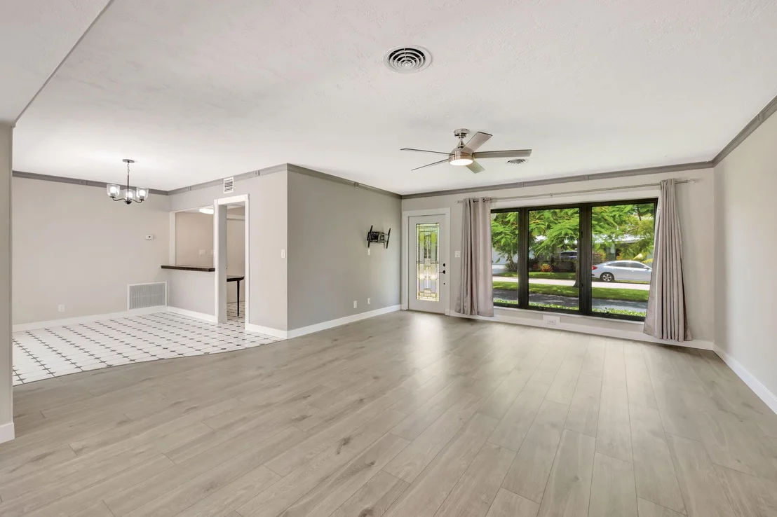 Photo of 1233 SE 12th Terrace