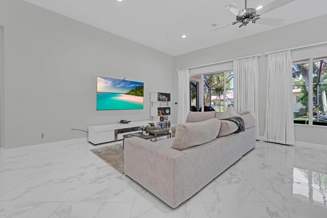 Photo of 7214 NW 116th Way