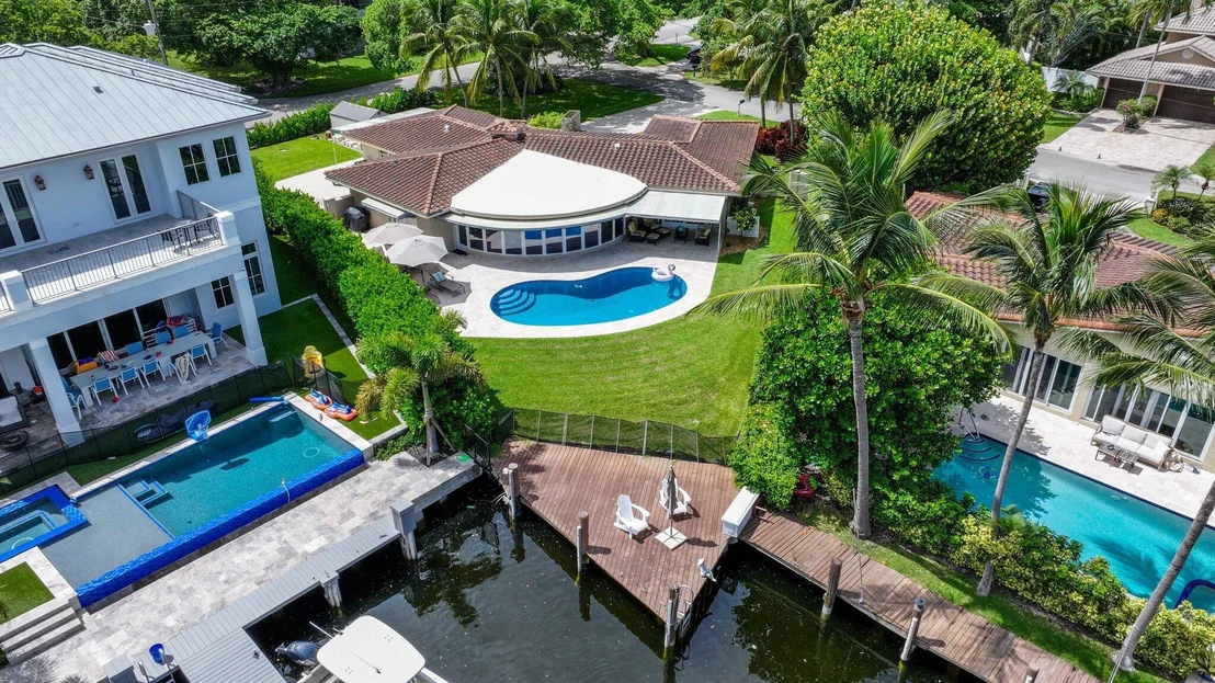 Photo of 910 Banyan Drive