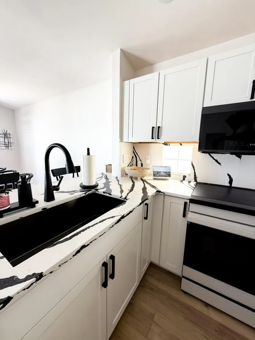 Photo of 7895 Manor Forest Boulevard