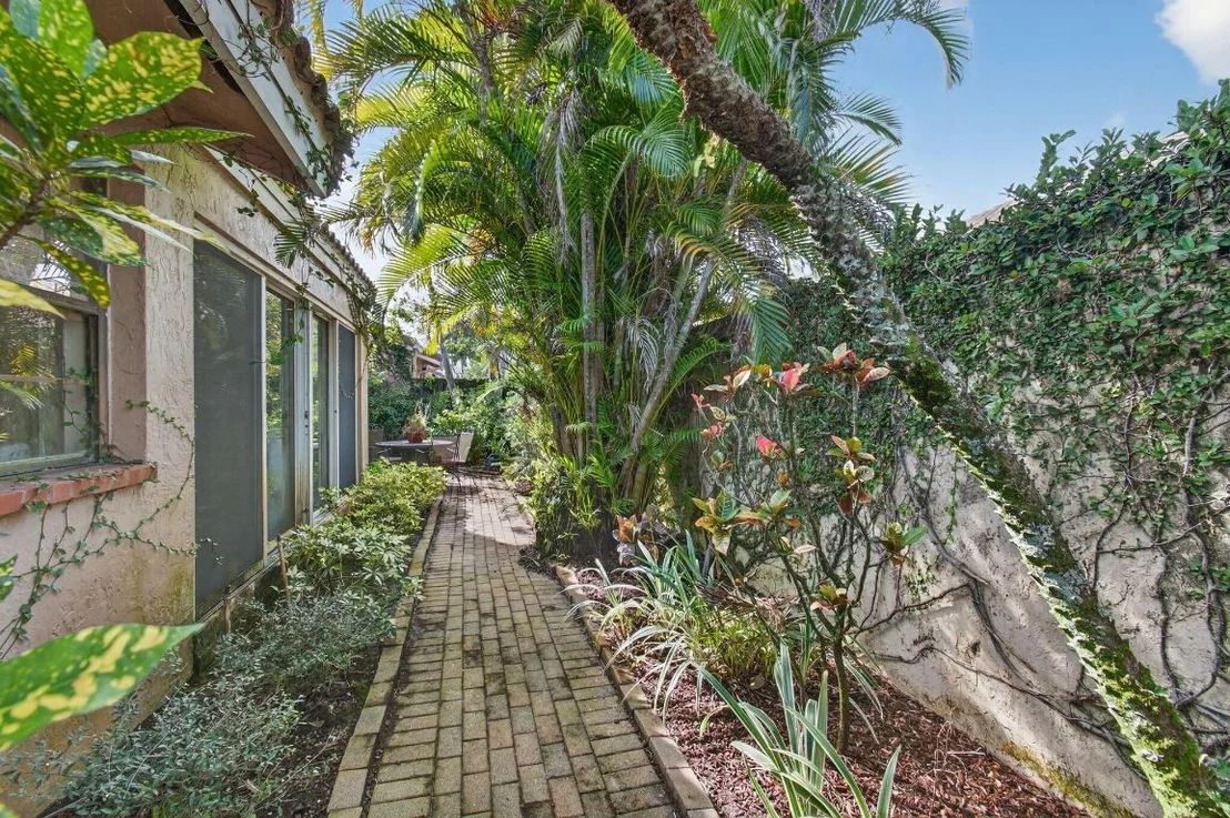 Photo of 11083 Applegate Lane