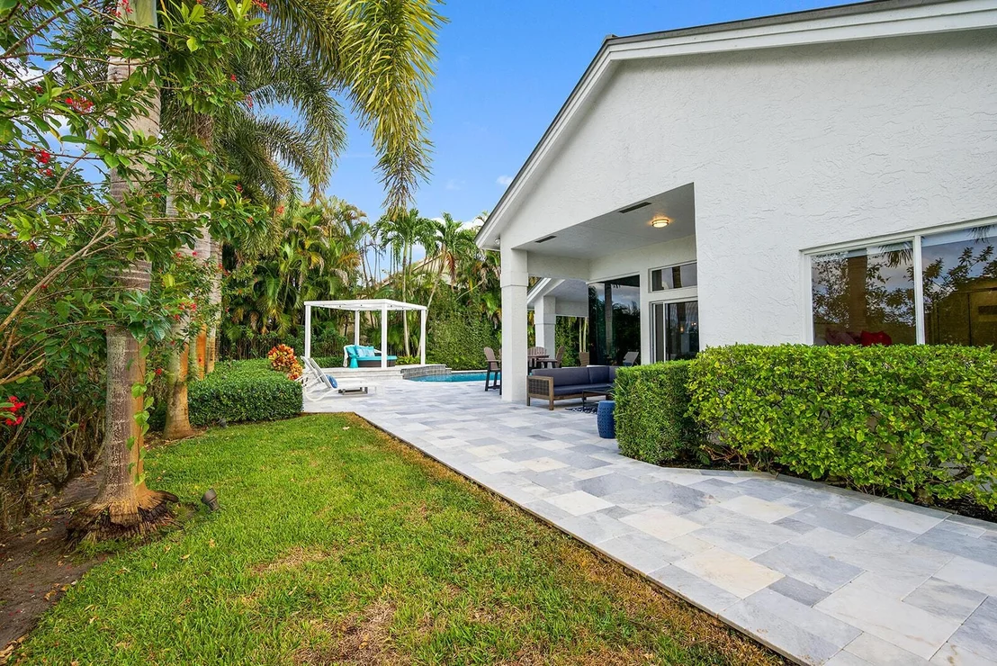 Photo of 17160 Northway Circle