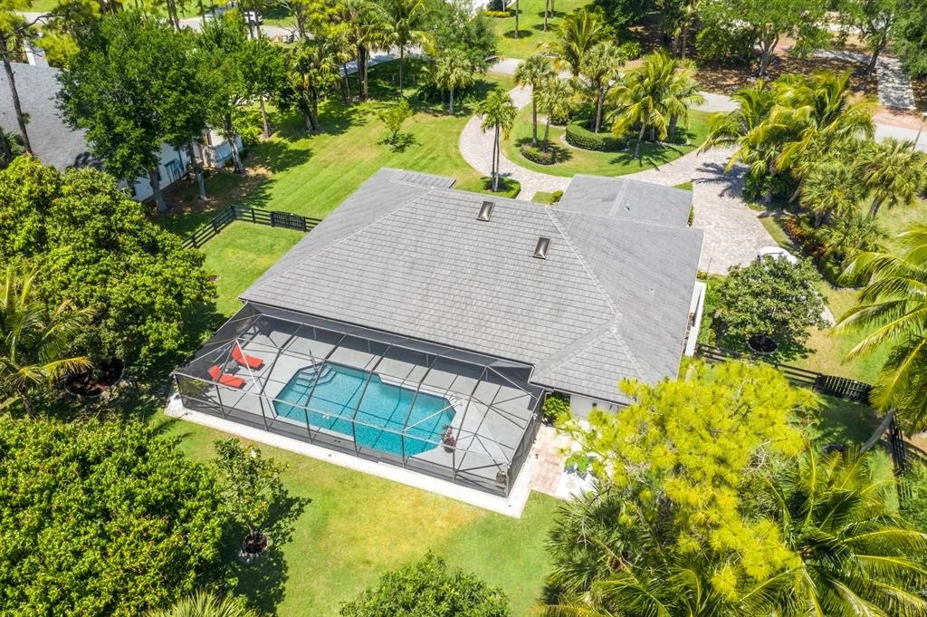 Photo of 13840 Greentree Trail
