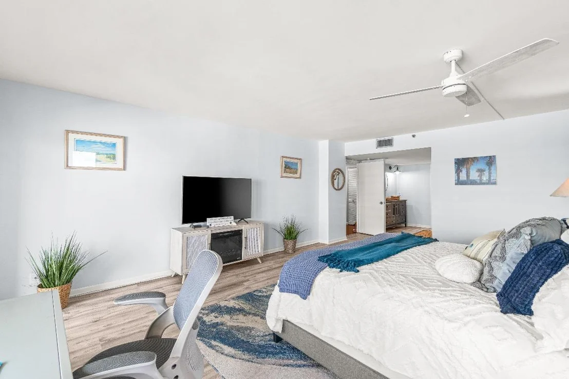 Photo of Unit 708 at 4301 N Ocean Boulevard