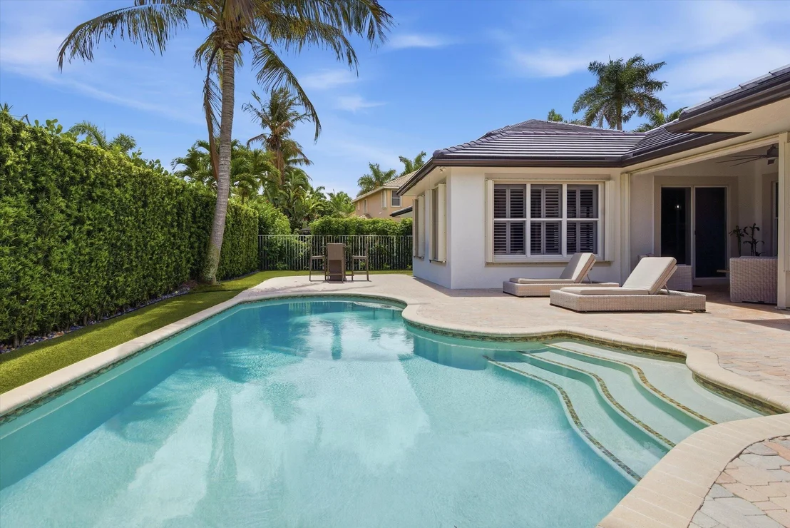 Photo of 1830 Harbor View Circle