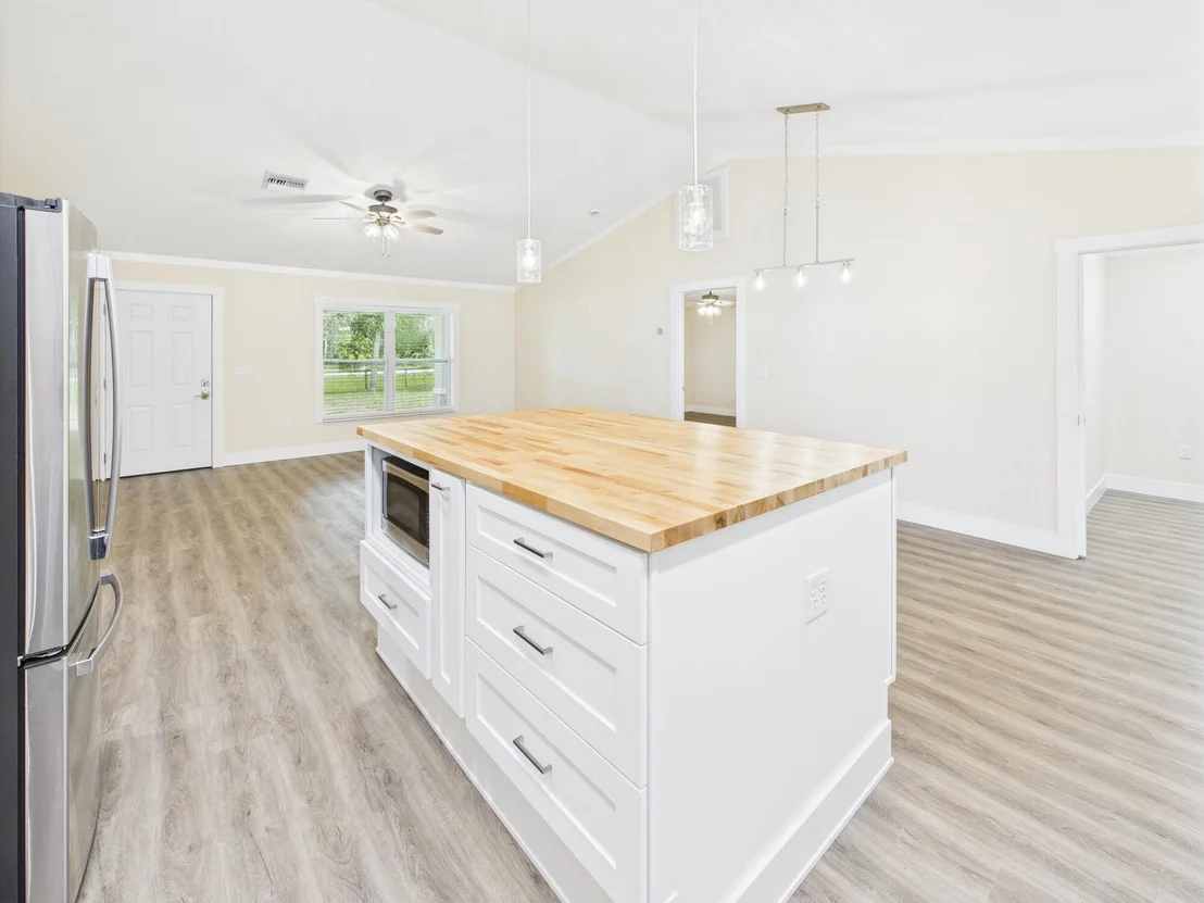 Photo of 7286 NE 4th Street