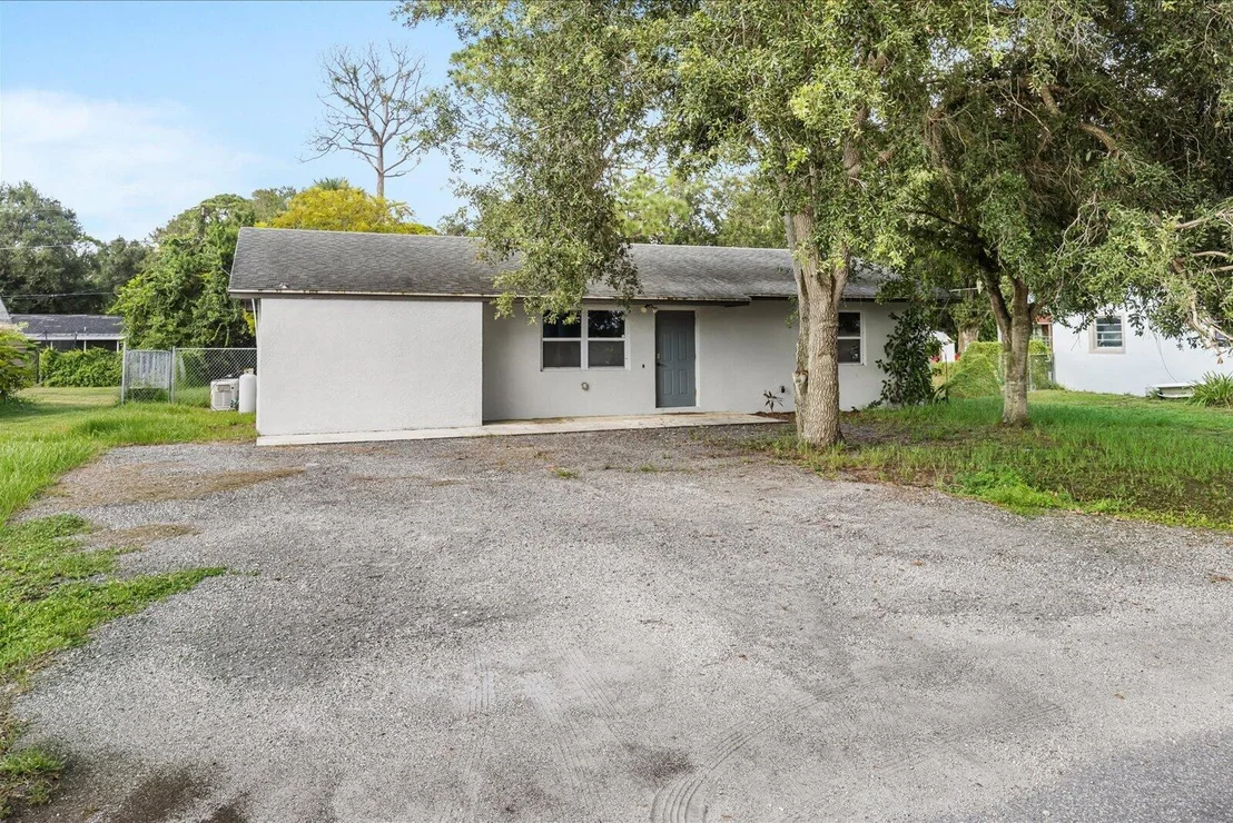 Photo of 3031 NW 2ND Street