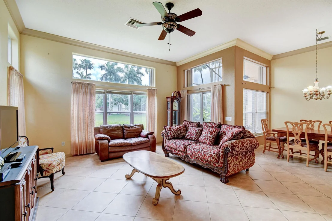 Photo of 8832 Palm River Drive