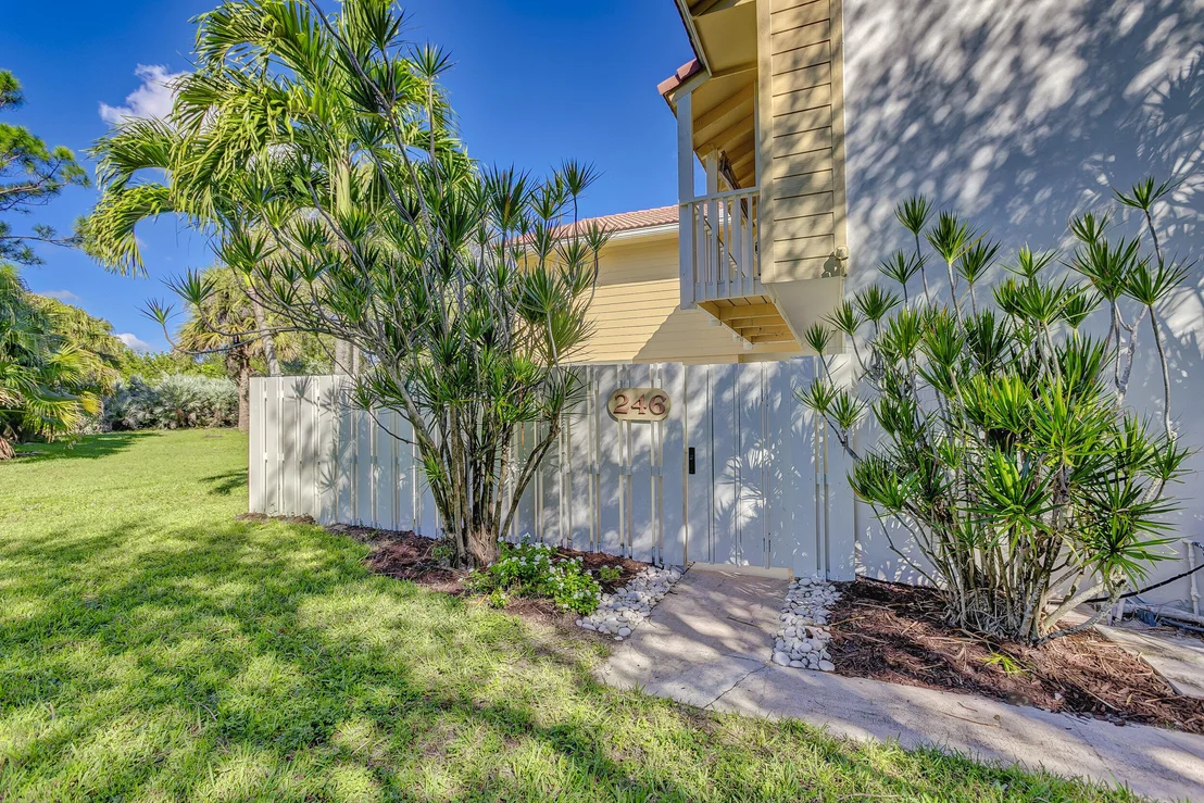 Photo of 246 Seabreeze Circle