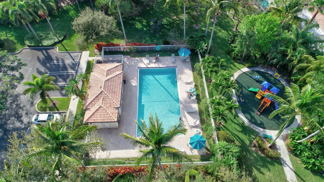Photo of 4786 Temple Drive