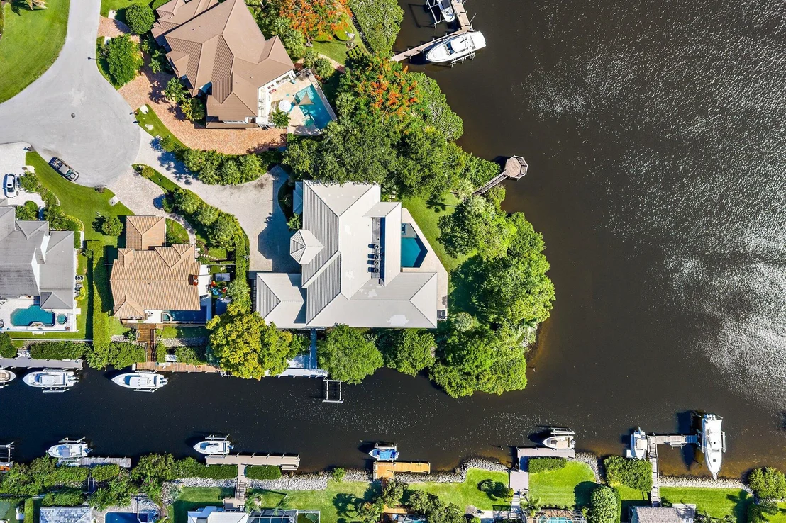 Photo of 8818 SE Riverfront Terrace