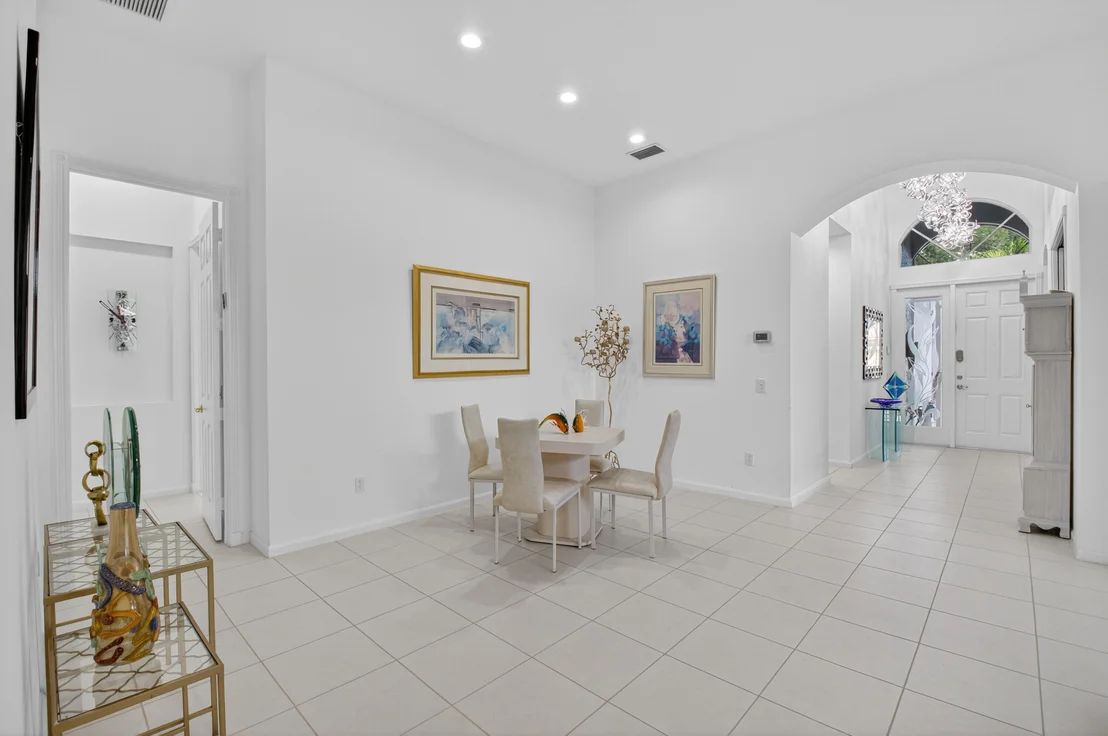 Photo of 7236 Maple Ridge Trail